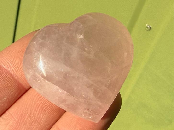 Rozenkwarts hart mineralen R3, Verzamelen, Mineralen en Fossielen, Mineraal, Ophalen of Verzenden