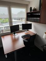Gratis af te halen ; Bureau kersen, Ophalen, Met wielen, Gebruikt, Bureau