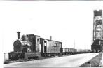 Spijkenisse fotokaart  stoomtram R.T.M bij brug, Verzamelen, Verzenden, 1920 tot 1940, Ongelopen, Zuid-Holland