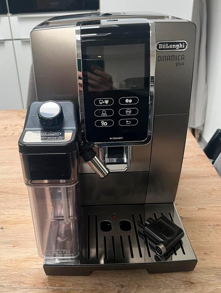 DéLonghi Dinamica Plus, Witgoed en Apparatuur, Koffiezetapparaten, Gebruikt, Gemalen koffie, Koffiebonen, Koffiemachine, 10 kopjes of meer