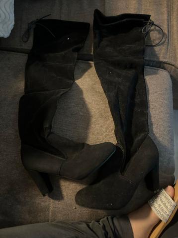 Nieuwe knielaarzen maat 37 beschikbaar voor biedingen