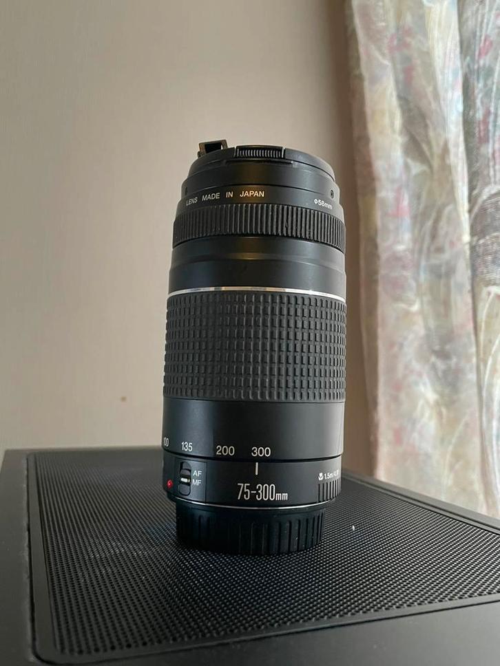Canon EF 75-300mm III telelens (1), Audio, Tv en Foto, Fotografie | Fotostudio en Toebehoren, Zo goed als nieuw, Overige typen