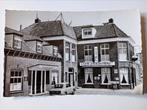 Holwerd Café Het Amelander Veerhuis met Auto, Verzamelen, Ansichtkaarten | Nederland, Ophalen of Verzenden, 1960 tot 1980, Ongelopen