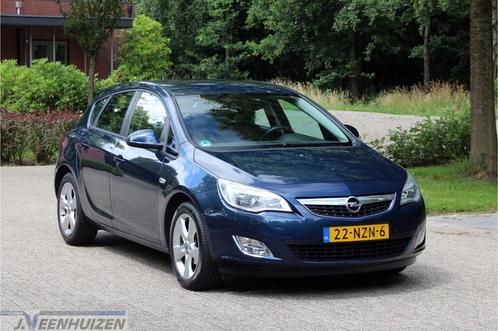 Opel Astra 1.6 Edition | 2011 | AUTOMAAT | Airco |, Auto's, Opel, Bedrijf, Te koop, Astra, ABS, Airbags, Airconditioning, Alarm