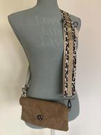 Nieuw kunststof tasje met brede schouderband, Sieraden, Tassen en Uiterlijk, Tassen | Damestassen, Ophalen of Verzenden, Nieuw