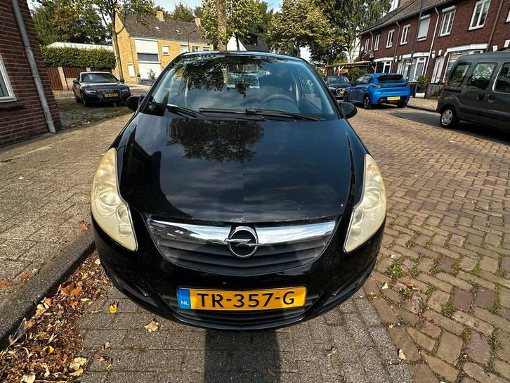 Opel Corsa 2011, met scherm en apk tot april 2026, Auto's, Opel, Particulier, Corsa, Benzine, MPV, Handgeschakeld, Geïmporteerd