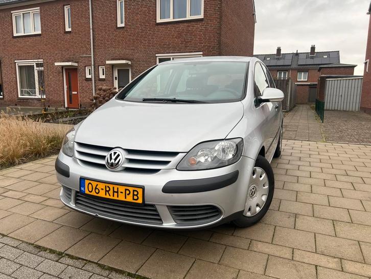 Golf Plus 1.6 FSI VW Dealer Onderhouden NAP, Auto's, Volkswagen, Particulier, Golf Plus, ABS, Airbags, Airconditioning, Centrale vergrendeling