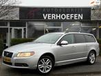 Volvo V70 2.5T Kinetic - AUTOMAAT - PARK SENS - VOLLEDIG OND, Auto's, Volvo, Zwart, 1574 kg, 2521 cc, 92 €/maand