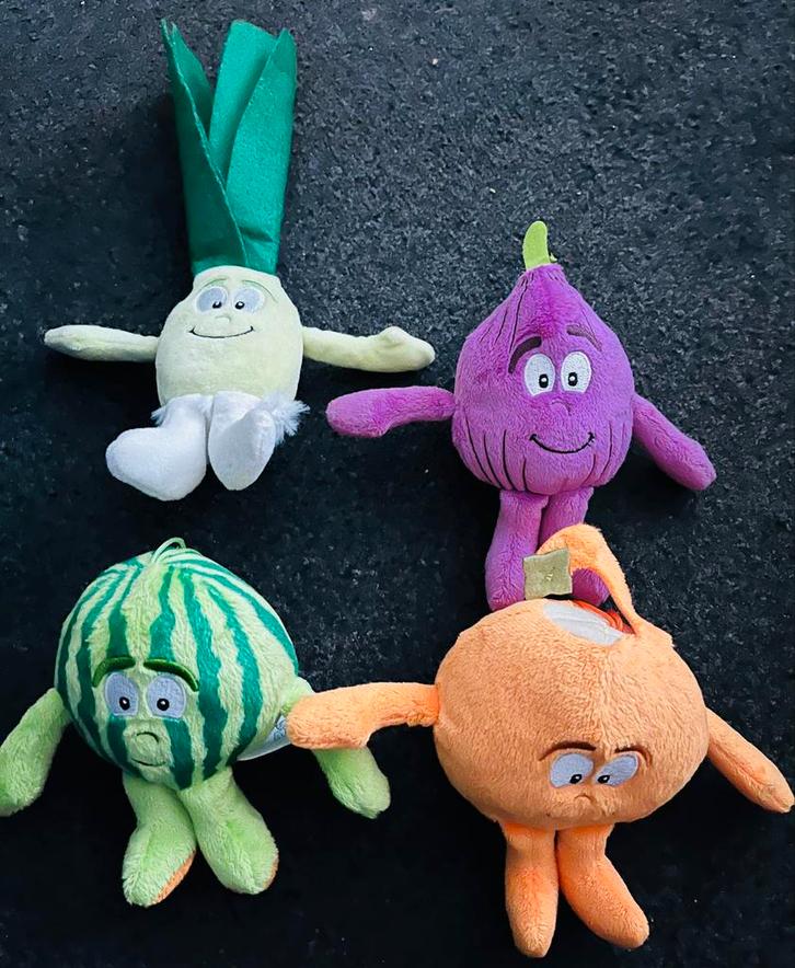 4 Lidl VitaMini pluche knuffels vijg mandarijn meloen, prei, Kinderen en Baby's, Speelgoed | Knuffels en Pluche, Zo goed als nieuw