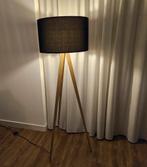 Vloerlamp Zuiver Tripod Wood zwart, Huis en Inrichting, Lampen | Vloerlampen, Ophalen, Zo goed als nieuw, 150 tot 200 cm