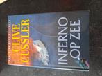 Clive Cussler - Inferno op zee, Ophalen of Verzenden, Zo goed als nieuw, Nederland, Clive Cussler