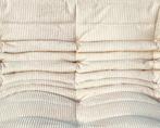 Togo 3-seater  in White Cord by M. Ducaroy for Ligne Roset., Verzenden, 150 tot 200 cm, Stof, Driepersoons