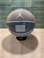 Jordan 11 Cool Grey Basketbal - Limited Edition, Ophalen, Zo goed als nieuw, Bal