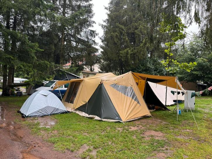 Aart Kok Zambezi River Lodge te koop, Caravans en Kamperen, Tenten, tot en met 5, Gebruikt, Ophalen