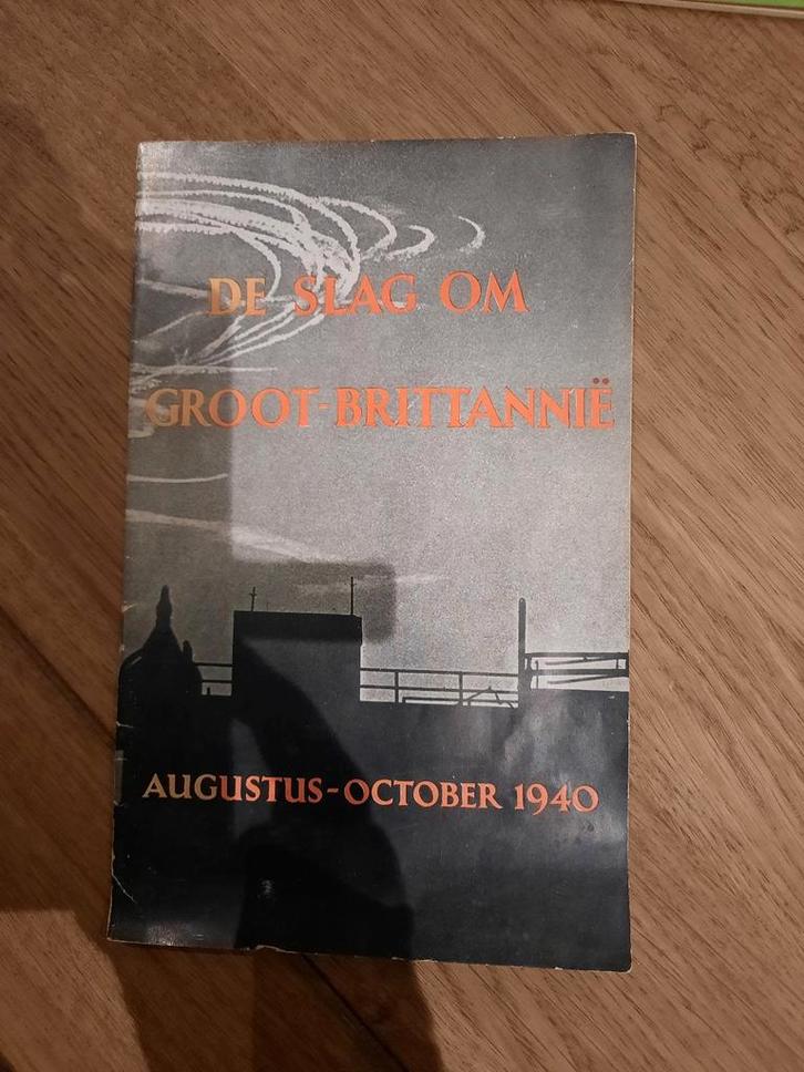 De Slag om Groot-Brittannië - 1940, Boeken, Oorlog en Militair, Gelezen, Overige onderwerpen, Tweede Wereldoorlog, Ophalen of Verzenden