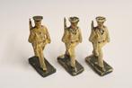 3x Durso speelgoed soldaatje nederland matroos marinier, Antiek en Kunst, Ophalen of Verzenden