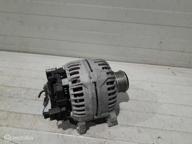 Dynamo Volkswagen Polo 0124515010, Auto-onderdelen, Elektronica en Kabels, Gebruikt, Ophalen of Verzenden