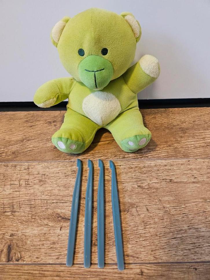 # Tupperware nieuwe legergroenachtige sinaasappelschillers, Huis en Inrichting, Keuken | Tupperware, Nieuw, Overige typen, Groen