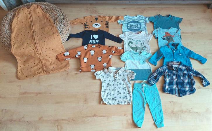 Leuke jongenskleding + slaapzak, maat 62 - 68 - 74, Kinderen en Baby's, Babykleding | Baby-kledingpakketten, Zo goed als nieuw