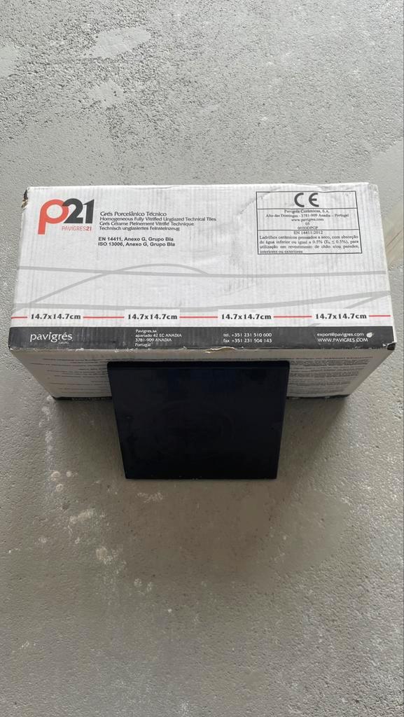Zwarte Pavigres P21 porcellanato tegels 14,7x14,7 cm, Doe-het-zelf en Verbouw, Plinten en Afwerking, Zo goed als nieuw, Plinten