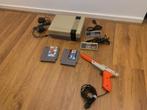 Nintendo NES + 2 controllers + Zapper + 2 games (werkend), Ophalen of Verzenden, Gebruikt, Met 2 controllers