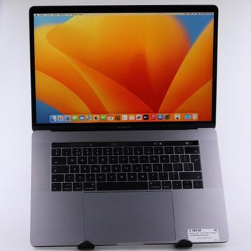 MacBook Pro 15 Inch 2017 Touchbar i7 16GB 256SSD Space Gray beschikbaar voor biedingen