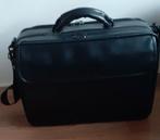 Leren Targus laptop/documenten tas, Computers en Software, Laptoptassen, Ophalen, 15 inch, Zo goed als nieuw, Aktetas