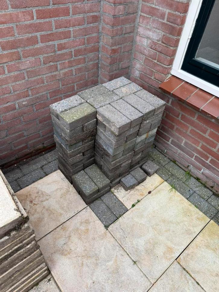 Diverse tuintegels gratis afhalen, Tuin en Terras, Tegels en Klinkers, Gebruikt, Terrastegels, Beton, 10 m² of meer, Ophalen