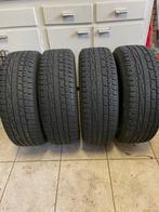 Gratis 4x Goodyear Ultra Grip winterband 215/65/R16, Auto-onderdelen, Banden en Velgen, Ophalen, 215 mm, 16 inch, Winterbanden