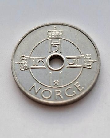 2 x Noorse / Noorwegen 5 Krone Munt 1998 en 2007 (nr.19) beschikbaar voor biedingen