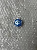 Piaggio klik embleem, Ophalen