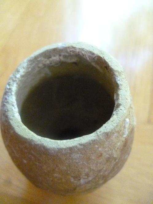 Antiek Romeins drinkbekertje. 1ste-2de eeuw A.D., Antiek en Kunst, Antiek | Keramiek en Aardewerk, Ophalen of Verzenden
