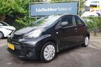Toyota Aygo 1.0 VVT-i Now / 1e Eigenaar / Apk 4-2026 / NAP, Euro 5, Stof, Gebruikt, 4 stoelen