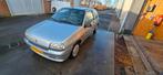 Renault Clio 1.4 RT AUT E2 1993 Grijs, 750 kg, 4 cilinders, 444 kg, Origineel Nederlands