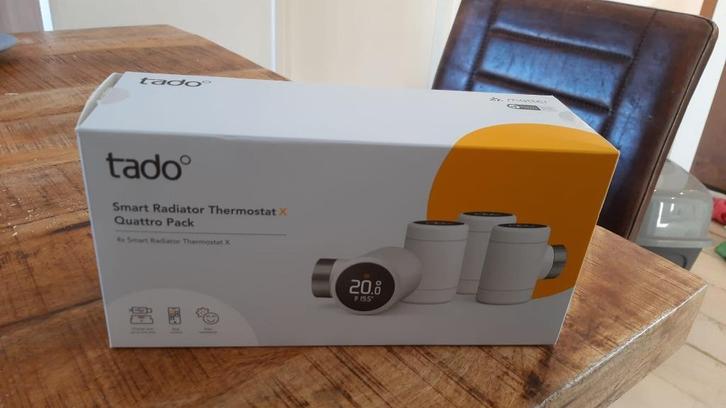 Tado radiatorknop x, Doe-het-zelf en Verbouw, Thermostaten, Nieuw, Slimme thermostaat, Ophalen of Verzenden