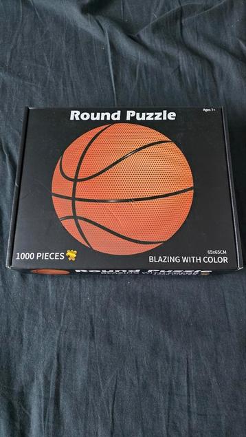 Ronde puzzel basketbal beschikbaar voor biedingen