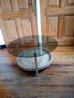 Vintage jaren 70 salontafel glas rotan rond., Huis en Inrichting, Tafels | Salontafels, 50 tot 100 cm, Minder dan 50 cm, Rond