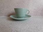 Kop en schotel Groen Beryl Ware Wood's, Keramiek, Ophalen of Verzenden, Zo goed als nieuw, Overige stijlen