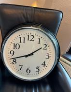 Grote Ikea Bravur klok 59cm, Ophalen, Zo goed als nieuw