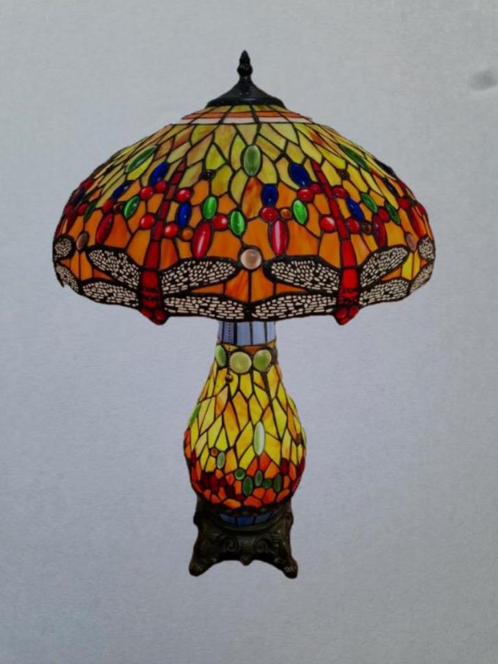 Prachtige grote Tiffany-stijl Dragonfly, Huis en Inrichting, Lampen | Tafellampen, Nieuw, Minder dan 50 cm, Glas, Metaal, Ophalen of Verzenden