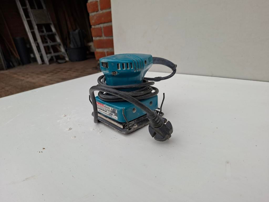 Makita Vlakschuurmachine - Gebruikt, Doe-het-zelf en Verbouw, Ophalen of Verzenden, Gebruikt, Minder dan 600 watt, Vlakschuurmachine