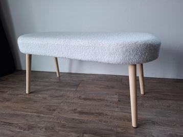 Nieuw teddy bank houten poten 96x40x45cm wit beschikbaar voor biedingen