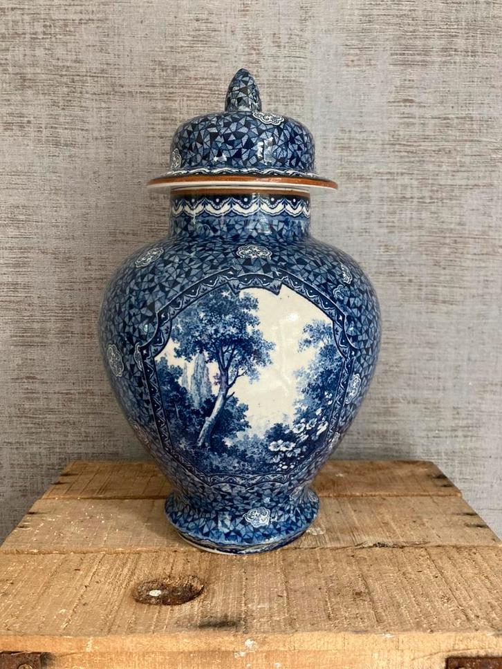 Dekselvaas (2) Villeroy & Boch Bonn Flamand (1874 - 1909), Antiek en Kunst, Antiek | Vazen, Ophalen of Verzenden