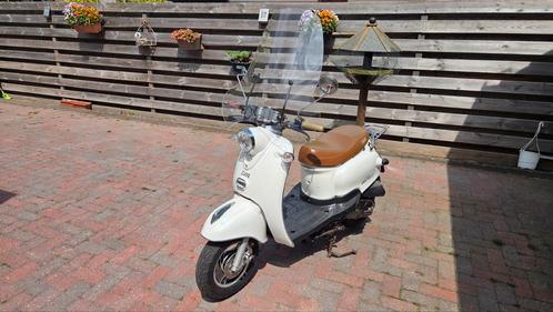 iva venti met nieuw windscherm, Fietsen en Brommers, Snorfietsen en Snorscooters, Gebruikt, Overige merken, Ophalen
