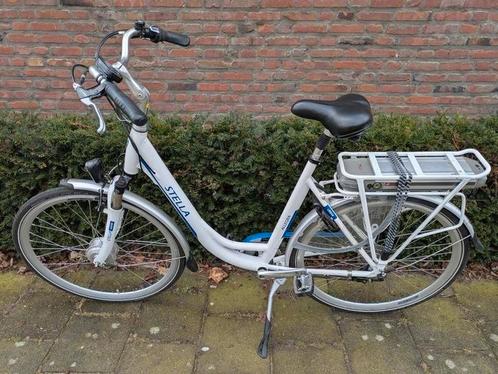 Elektrische Stella fiets, Fietsen en Brommers, Elektrische fietsen, Zo goed als nieuw, Overige merken, 50 km per accu of meer