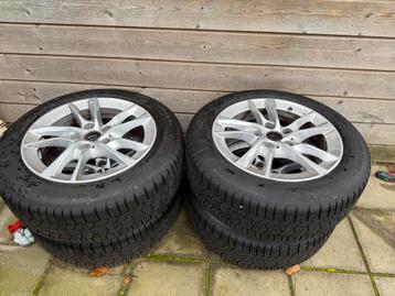BMW Velgen met Winterbanden F40 F44 195/60/16 beschikbaar voor biedingen