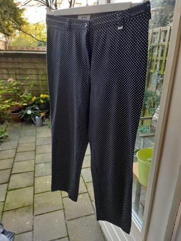 Broek Gardeur maat 40 zwart met witte stippen beschikbaar voor biedingen