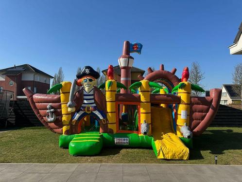 Multyplay piratenboot springkussen, Hobby en Vrije tijd, Feestartikelen | Verhuur, Zo goed als nieuw, Ophalen of Verzenden