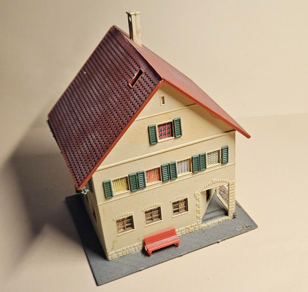 Modelbouw vrijstaand duits huis, schaal H0, Ophalen of Verzenden, Gelijkstroom of Wisselstroom, Brug, Tunnel of Gebouw, Overige merken