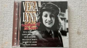 CD  VERA LYNN  Sweetheart of the Forces  beschikbaar voor biedingen